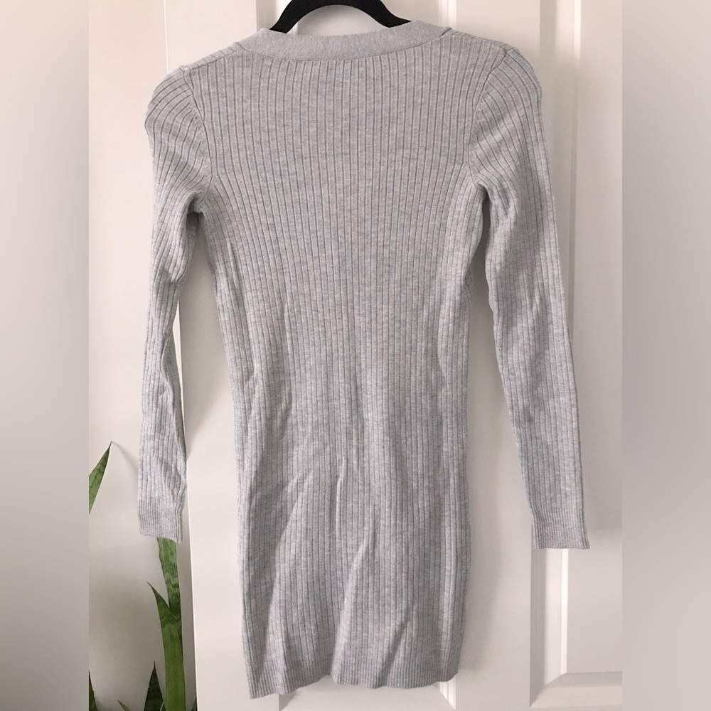 H&M Ribbed Button-Up Knit Mini Dress - Picture 3 of 4
